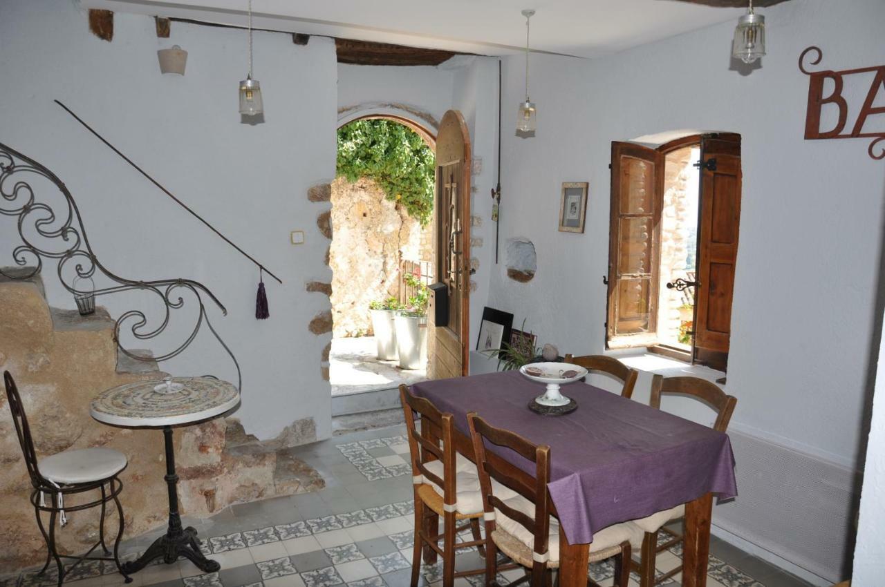 Esprit Brocante Gite Classe Saint Jeannet Saint-Jeannet (Alpes-Maritimes) Exterior foto